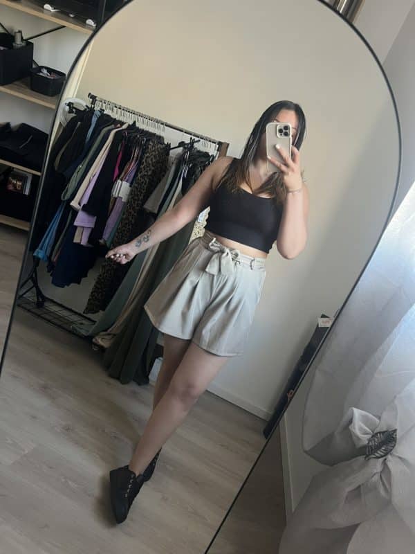 Short Mila – Image 8