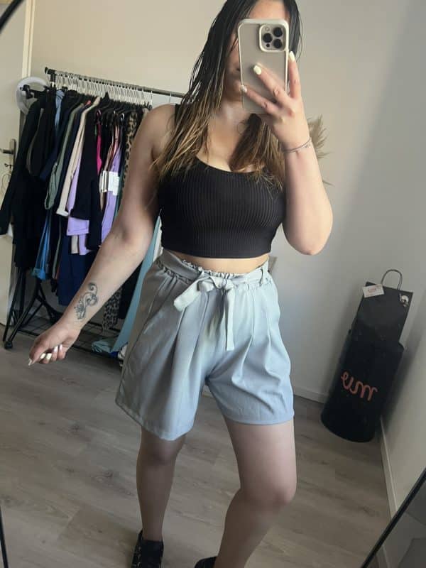 Short Mila – Image 6