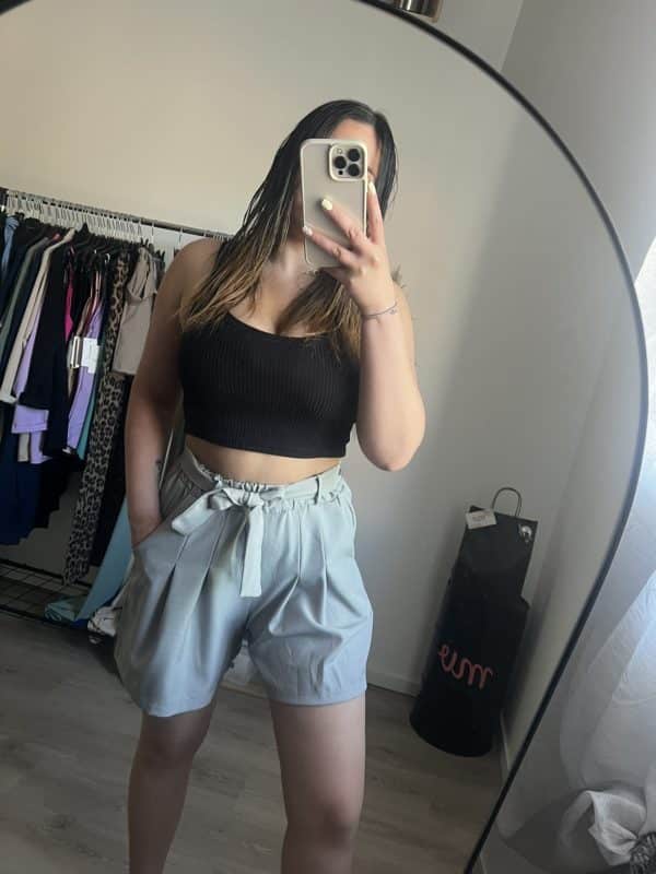Short Mila – Image 5