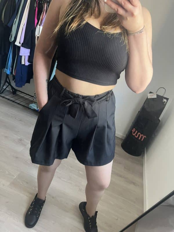 Short Mila – Image 3